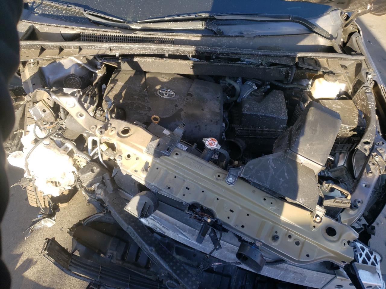 Zdjęcie 7 z aukcji – 2018 TOYOTA HIGHLANDER z VIN 5TDJZRFH9JS491677