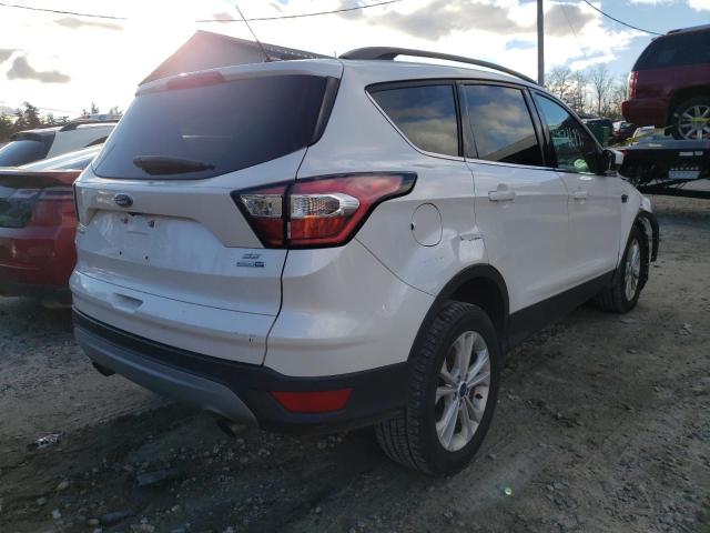 Photo 4 from auction – 2017 FORD ESCAPE SE with VIN 1FMCU9GD1HUF00294