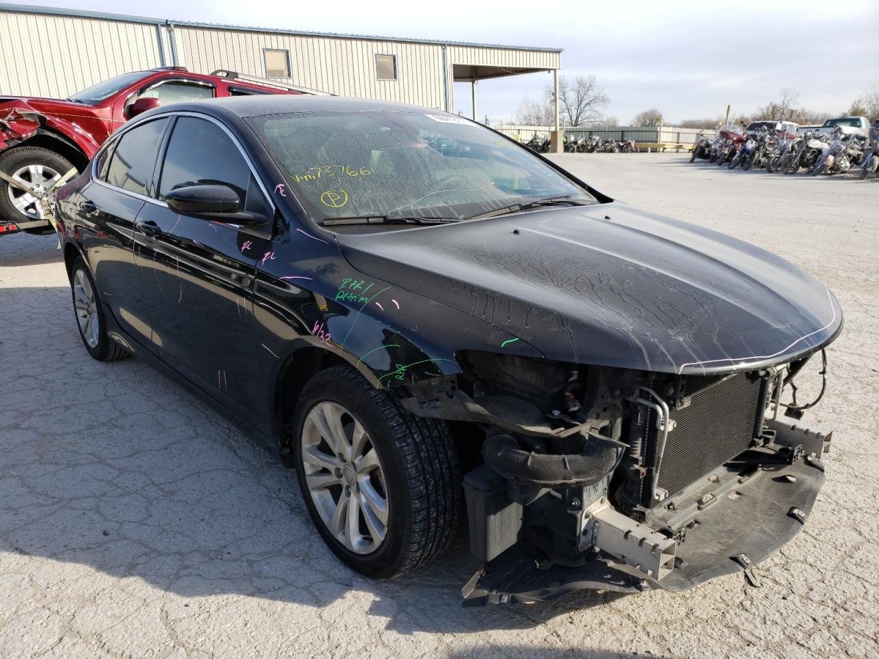 CHRYSLER 200 LIMITE 2015 with VIN 1C3CCCAB4FN737661 - Photo from auction