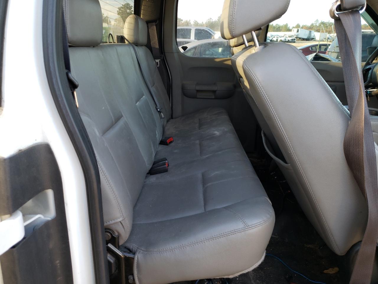 Photo 6 from auction – 2009 CHEVROLET SILVERADO with VIN 1GCEK19JX9Z158565