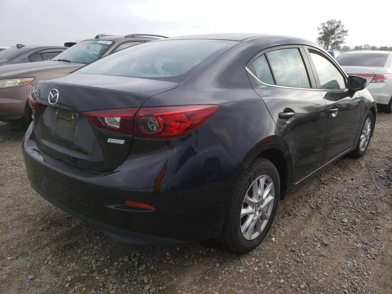Photo 4 from auction – 2016 MAZDA 3 SPORT with VIN JM1BM1U74G1337205
