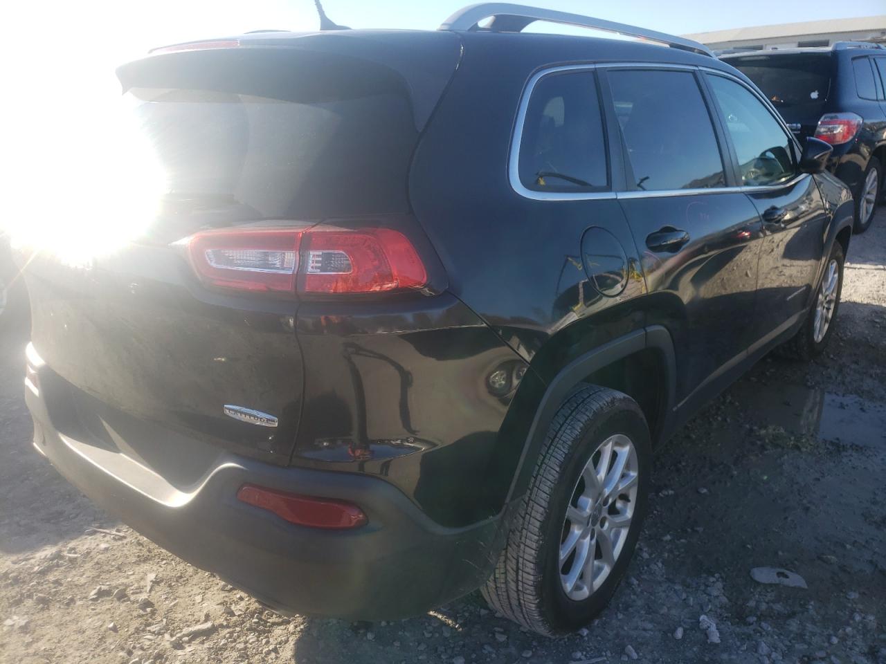 Photo 4 from auction – 2014 JEEP CHEROKEE L with VIN 1C4PJLCS9EW106526