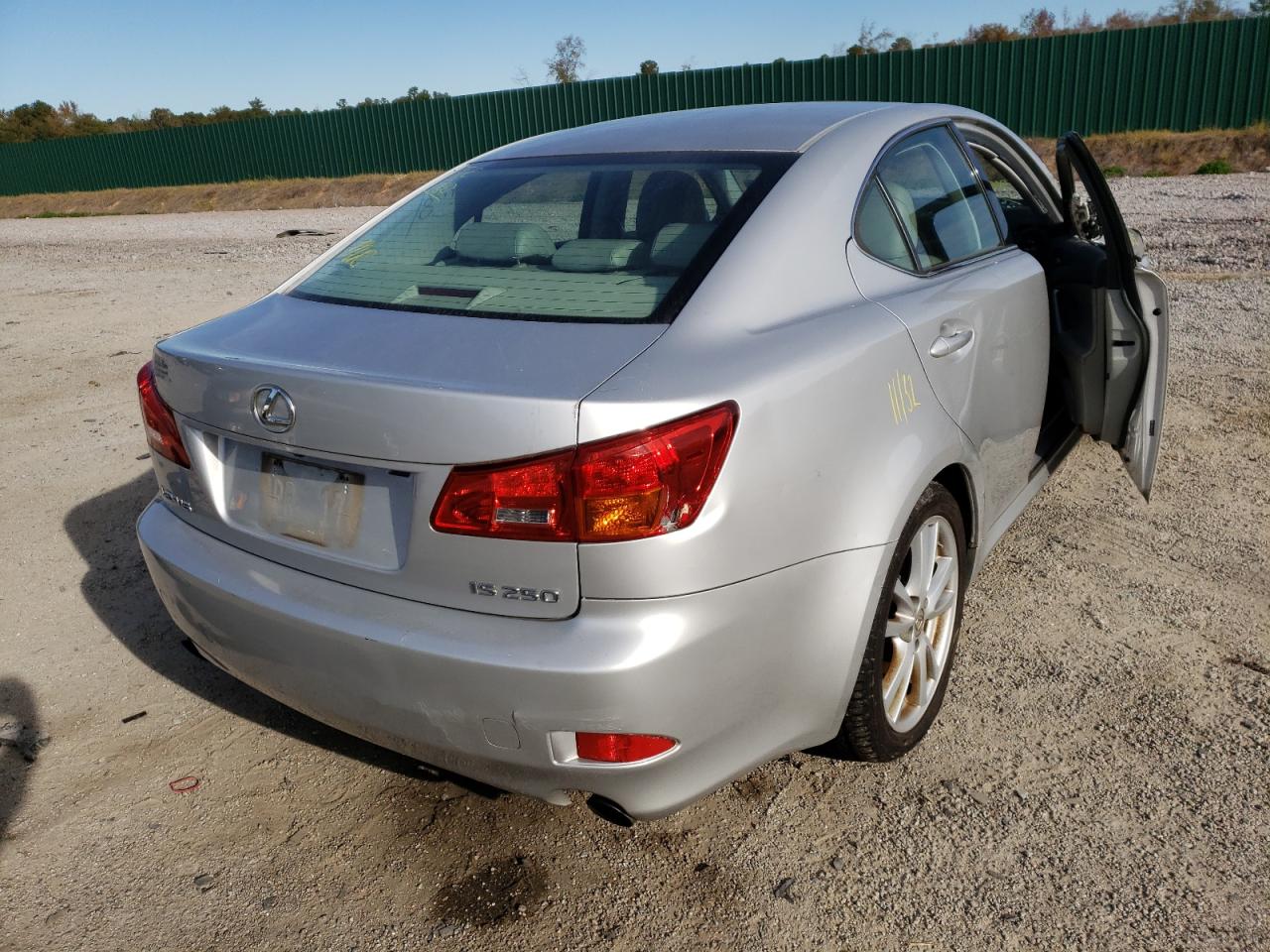 Photo 4 from auction – 2006 LEXUS IS 250 with VIN JTHBK262165014359
