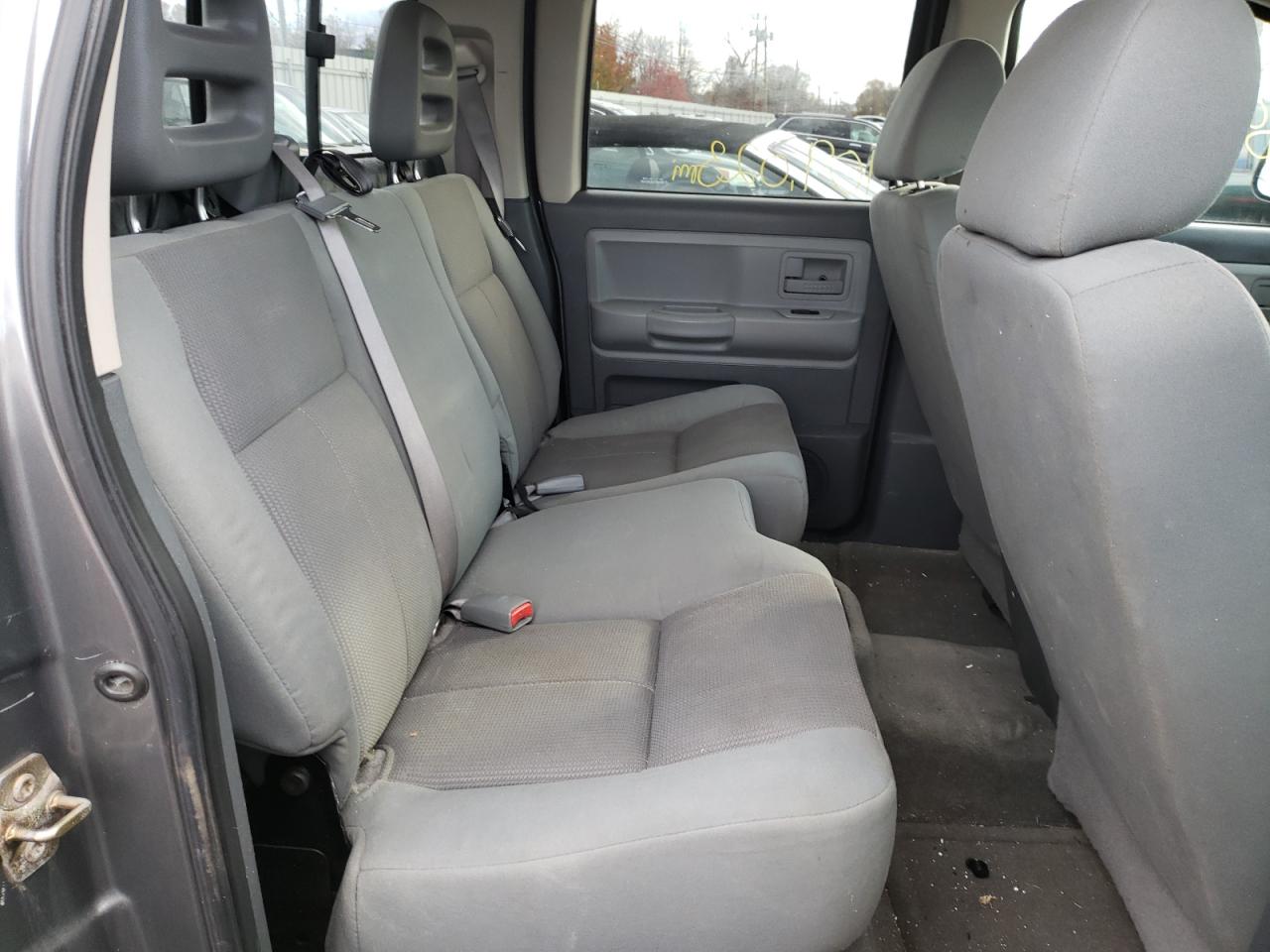 Photo 6 from auction – 2005 DODGE DAKOTA QUA with VIN 1D7HW48N75S245520