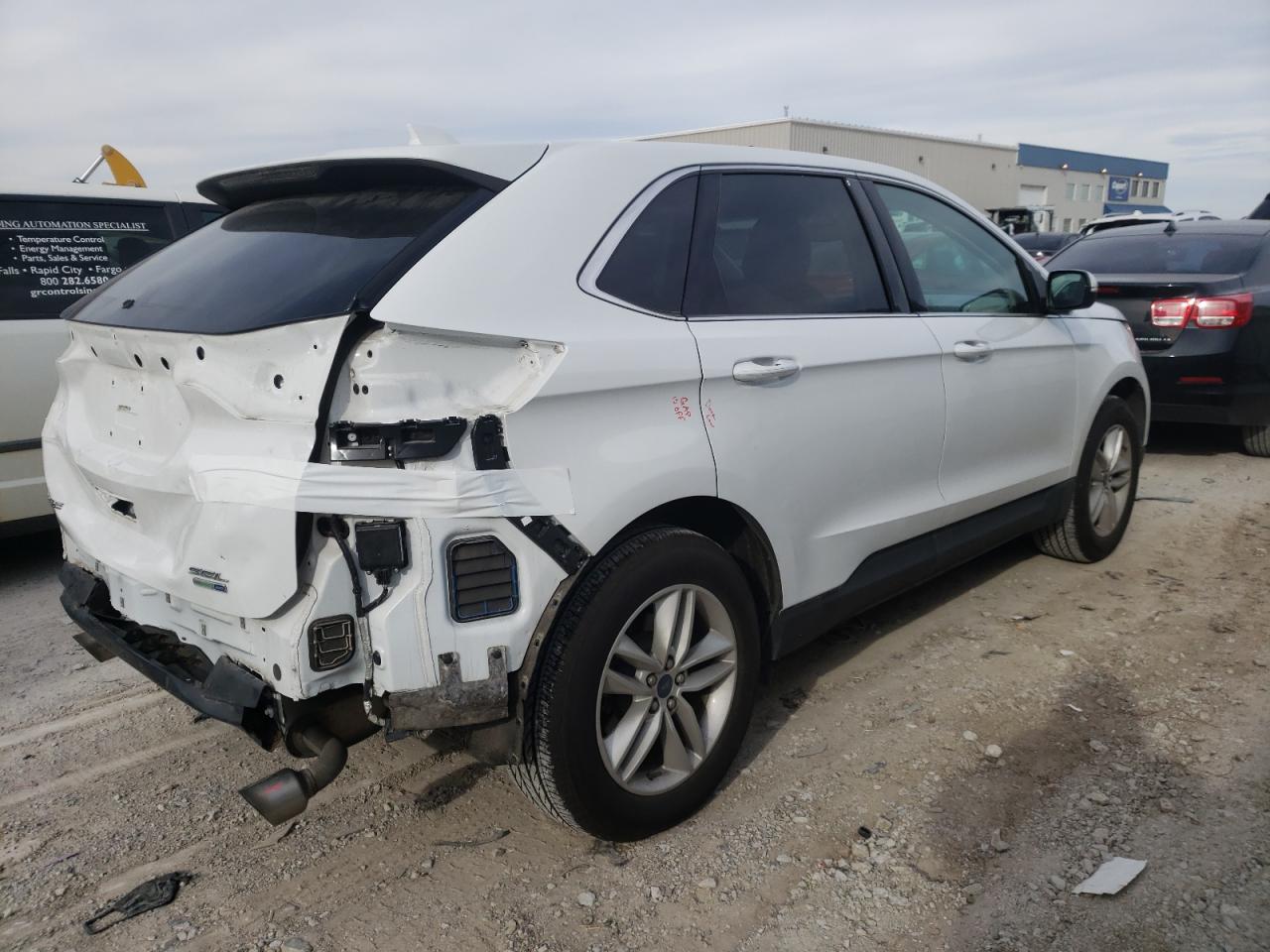 Photo 4 from auction – 2017 FORD EDGE SEL with VIN 2FMPK4J93HBC18131