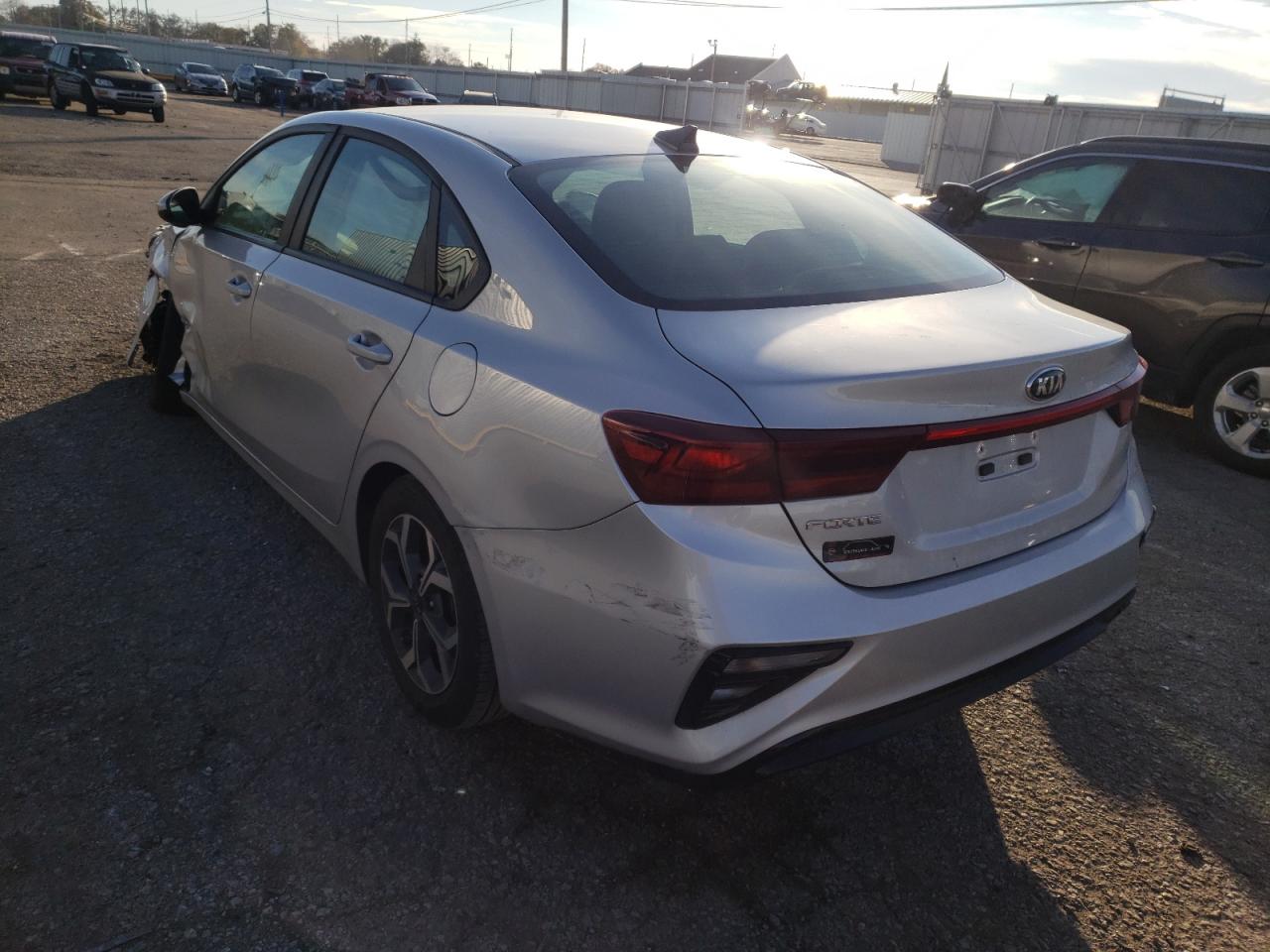 Photo 3 from auction – 2020 KIA FORTE FE with VIN 3KPF24AD7LE229073