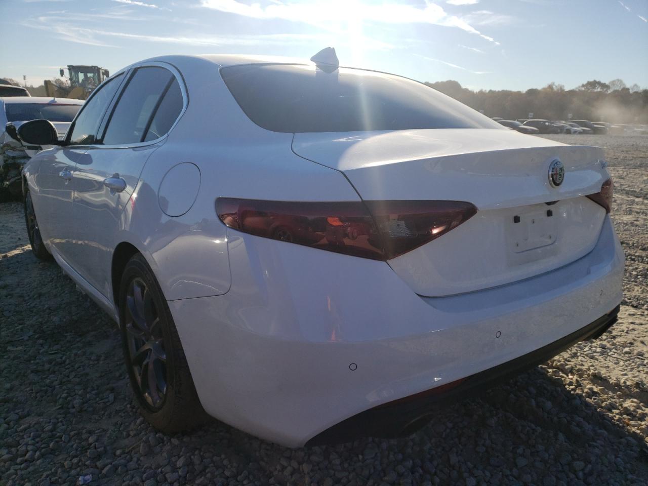 Photo 3 from auction – 2017 ALFA ROMEO GIULIA with VIN ZARFAEBN6H7540233