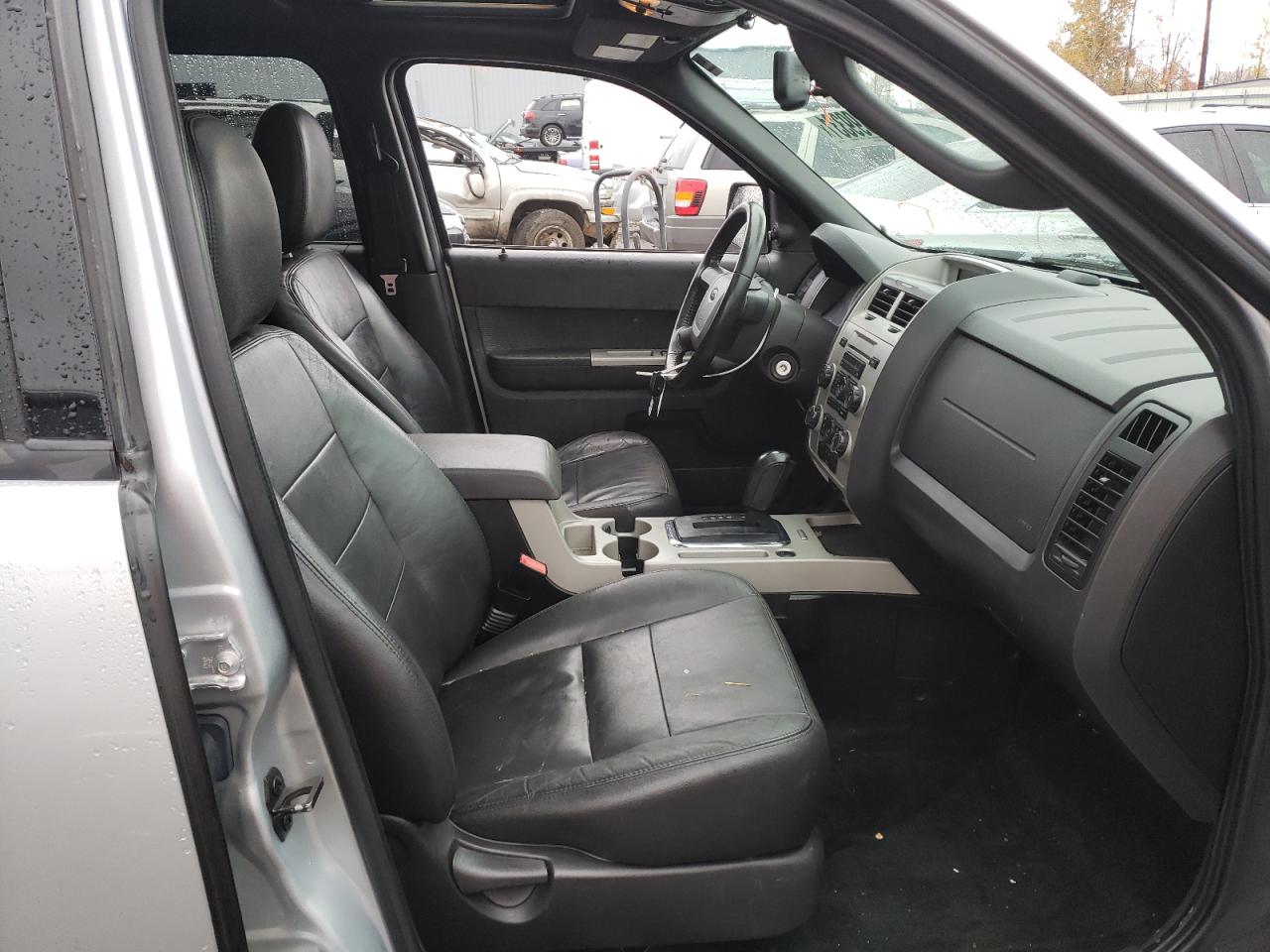 Photo 5 from auction – 2012 FORD ESCAPE XLT with VIN 1FMCU9DG9CKC26670
