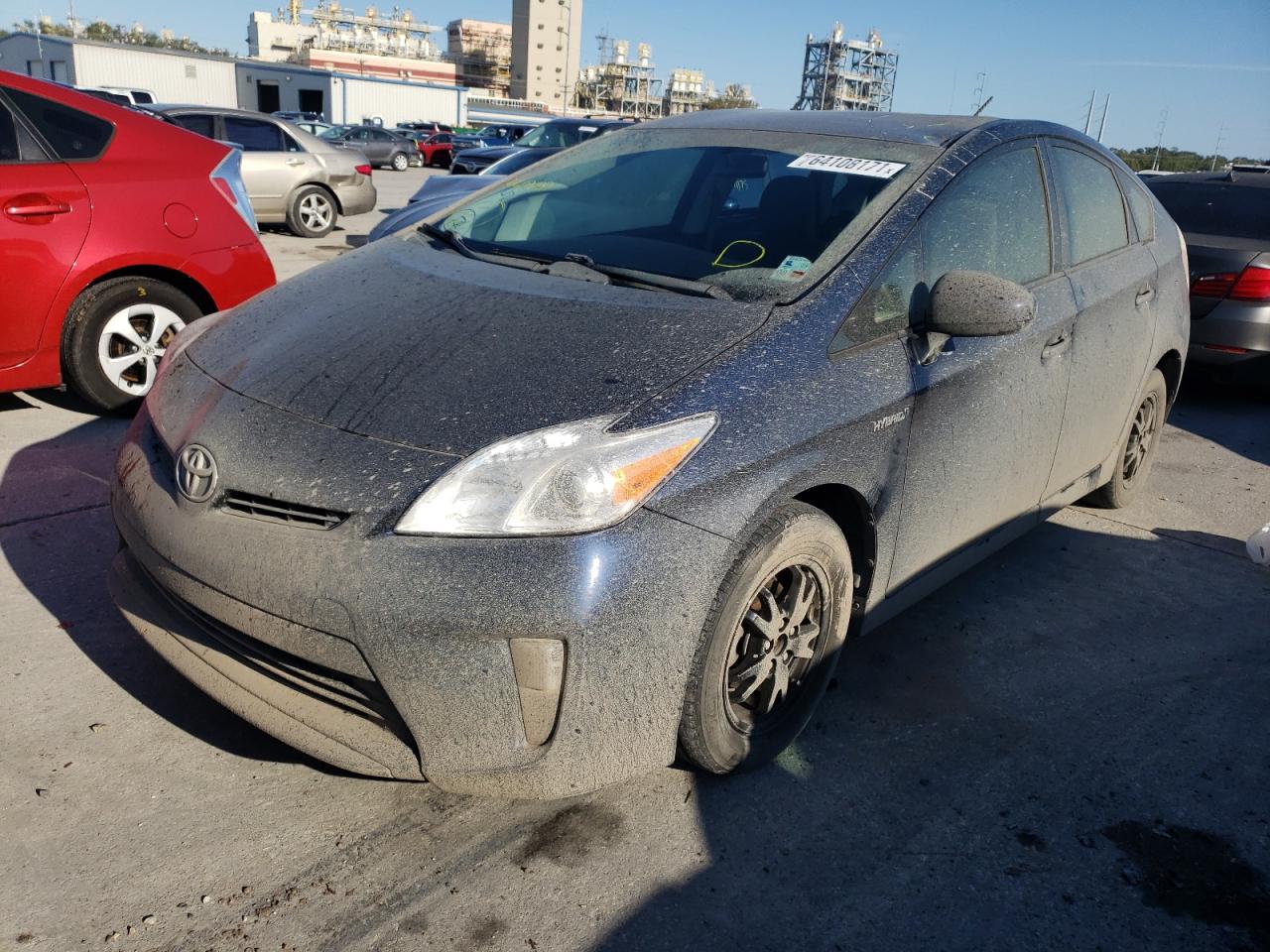 Photo 2 from auction – 2013 TOYOTA PRIUS with VIN JTDKN3DU8D1728187