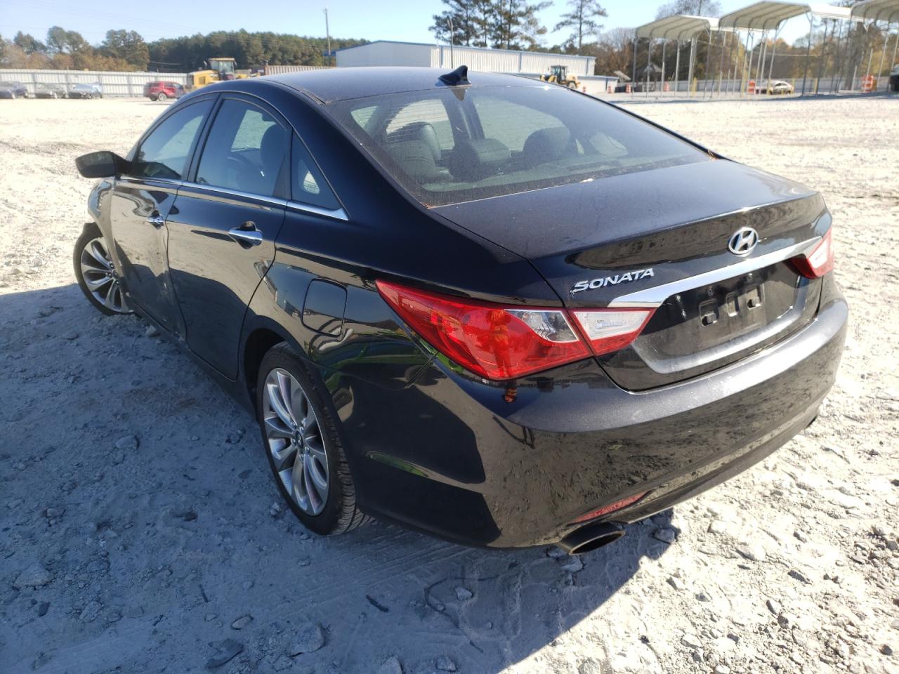 Photo 16 from auction – 2011 HYUNDAI SONATA SE with VIN 5NPEC4AC2BH125584