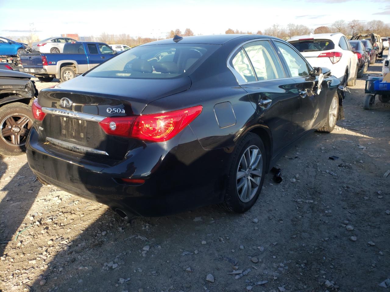 Photo 4 from auction – 2015 INFINITI Q50 BASE with VIN JN1BV7AR9FM408291