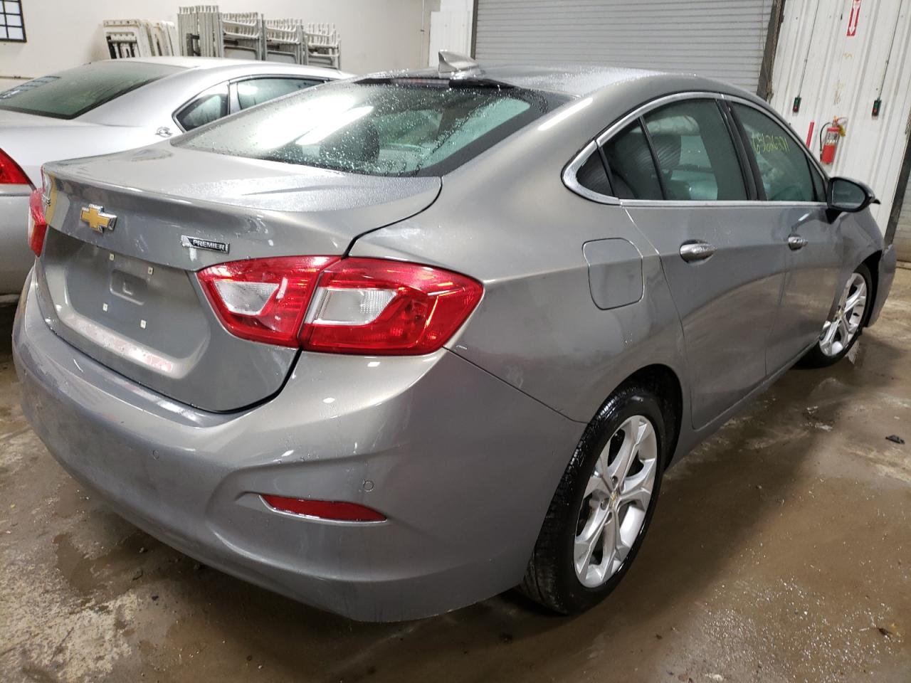 Photo 4 from auction – 2017 CHEVROLET CRUZE PREM with VIN 1G1BF5SM6H7128775