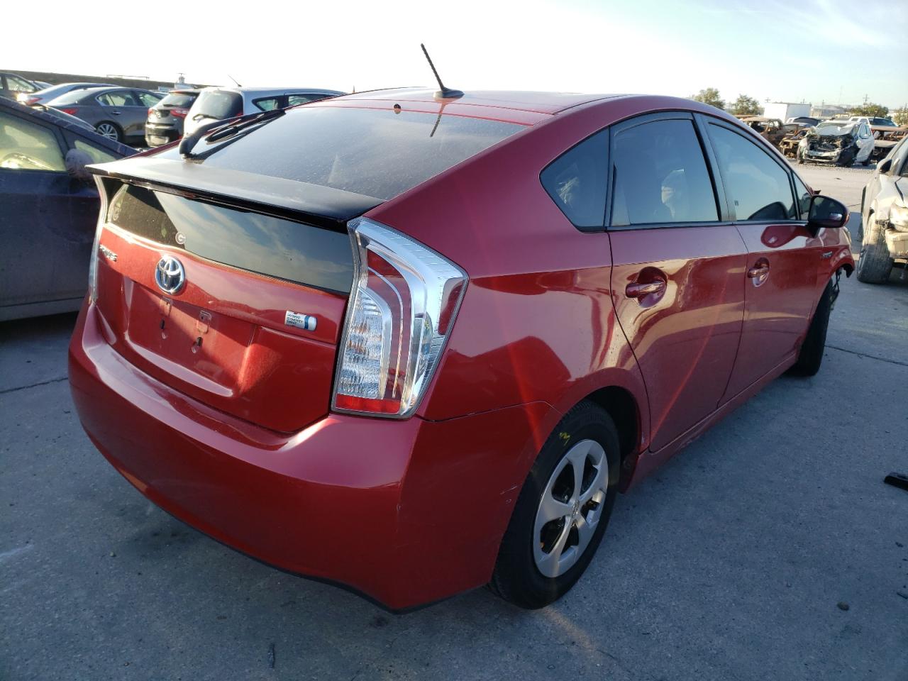 Photo 4 from auction – 2012 TOYOTA PRIUS with VIN JTDKN3DU5C1595385