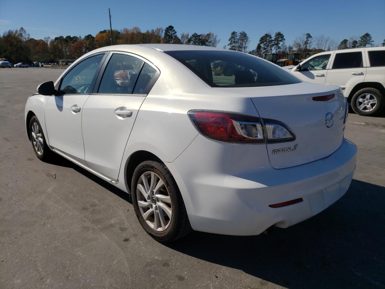 Photo 3 from auction – 2013 MAZDA 3 I with VIN JM1BL1V7XD1710096