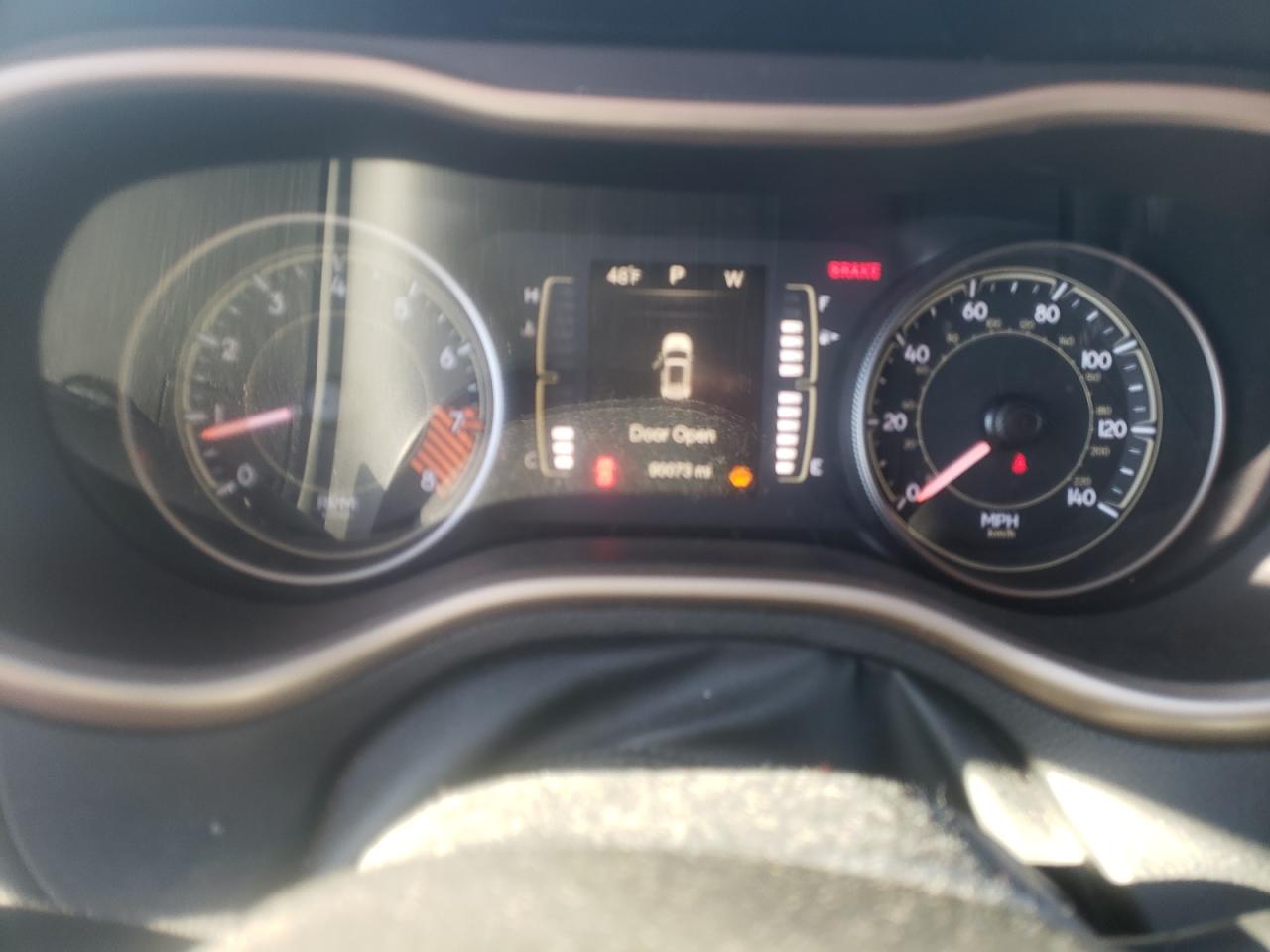 Photo 8 from auction – 2014 JEEP CHEROKEE L with VIN 1C4PJLCS9EW106526
