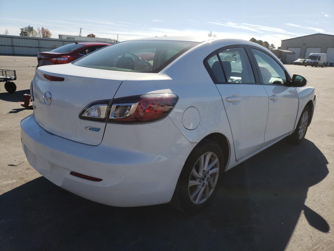 Photo 4 from auction – 2013 MAZDA 3 I with VIN JM1BL1V7XD1710096