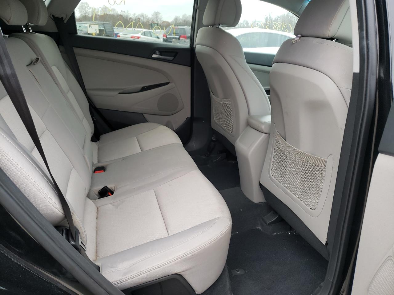 Photo 6 from auction – 2017 HYUNDAI TUCSON LIM with VIN KM8J3CA45HU342171