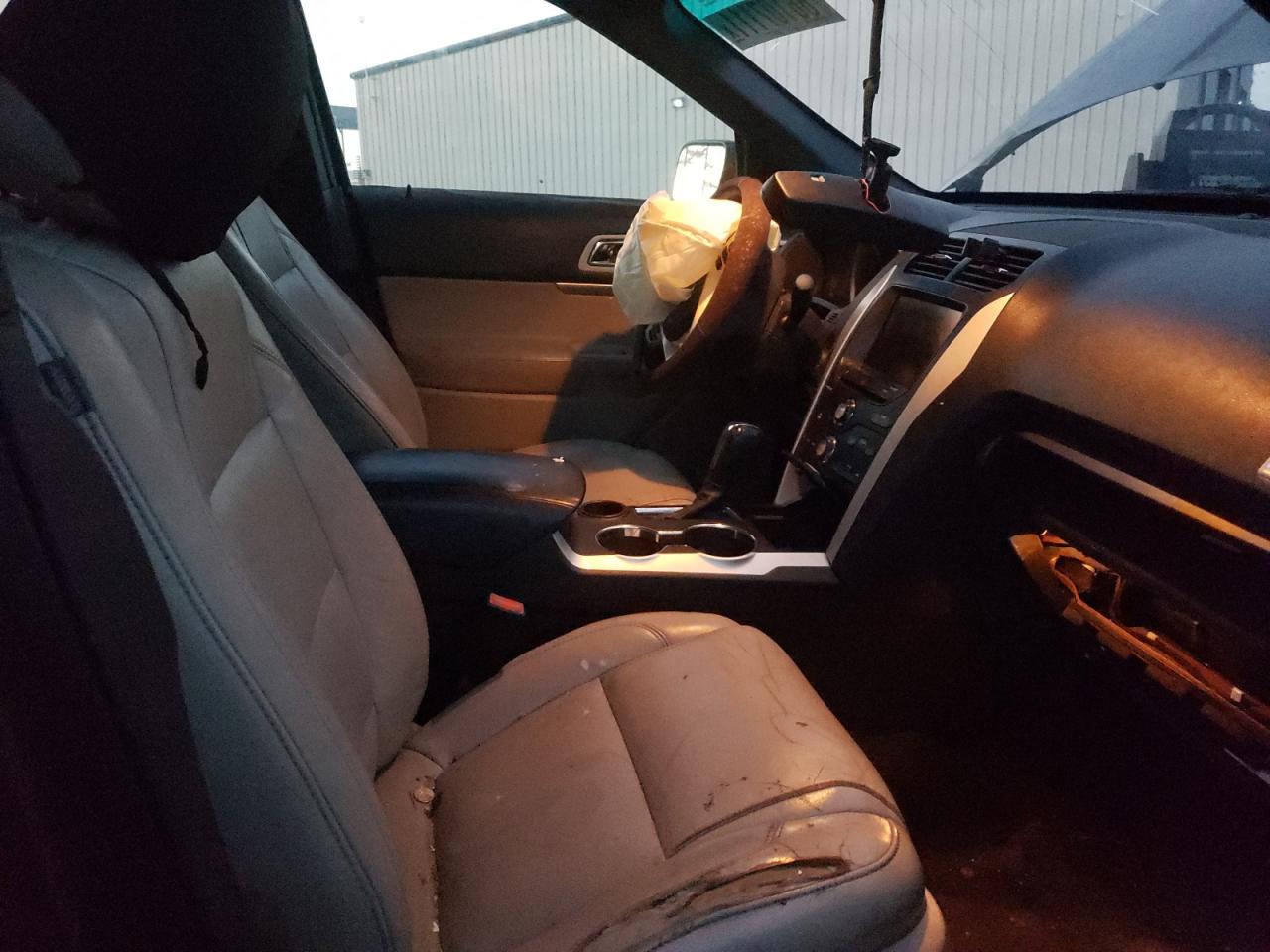 Photo 5 from auction – 2015 FORD EXPLORER X with VIN 1FM5K7D89FGC45223