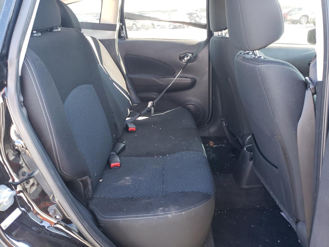 Photo 6 from auction – 2017 NISSAN VERSA NOTE with VIN 3N1CE2CP0HL375746