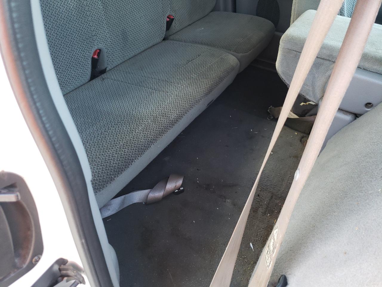 Photo 6 from auction – 2000 FORD F150 with VIN 1FTZX1722YNA71702