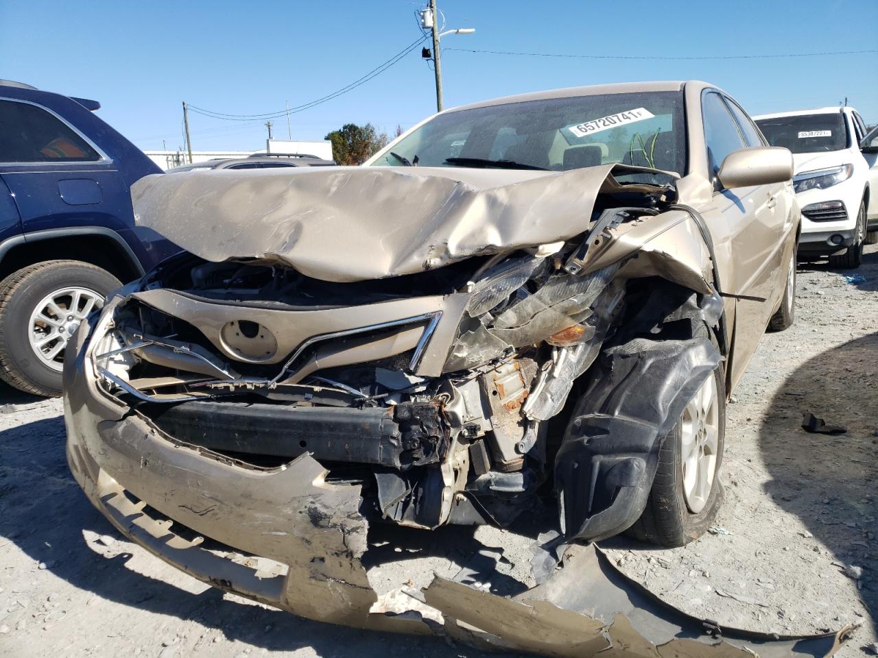 Photo 2 from auction – 2011 TOYOTA CAMRY BASE with VIN 4T1BF3EK6BU219636