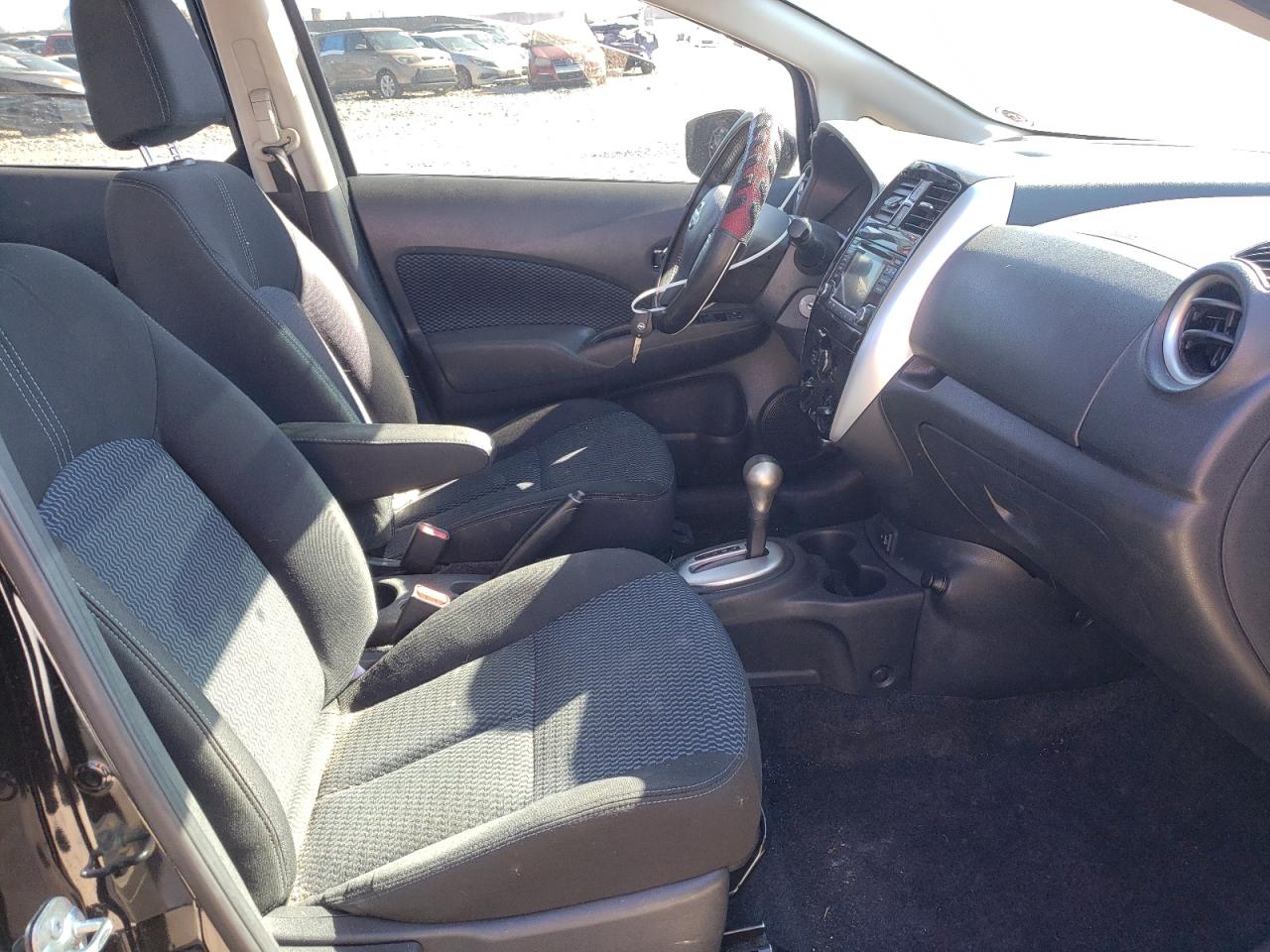 Photo 5 from auction – 2017 NISSAN VERSA NOTE with VIN 3N1CE2CP0HL375746