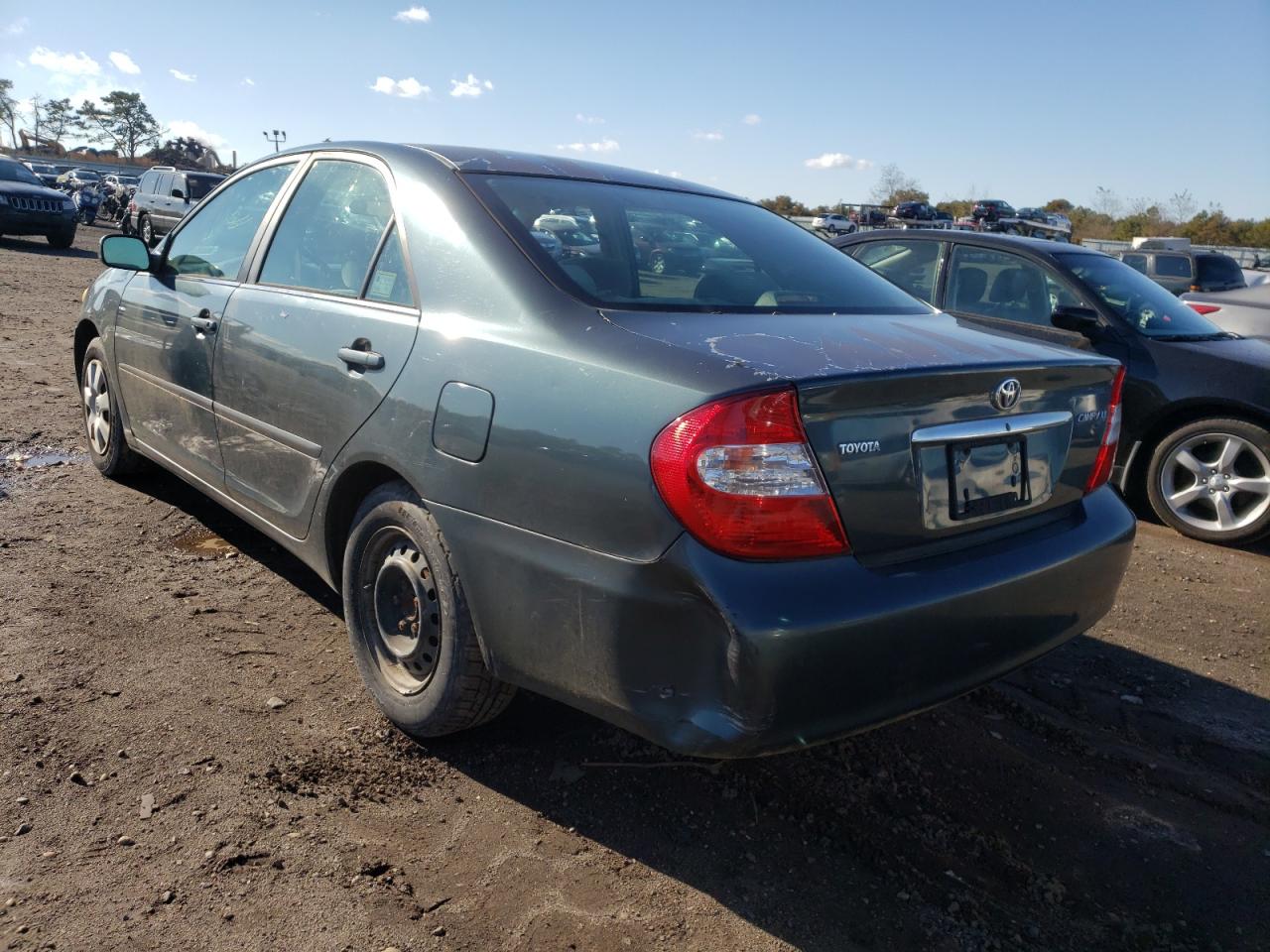 Photo 3 from auction – 2002 TOYOTA CAMRY LE with VIN 4T1BE32K12U596804