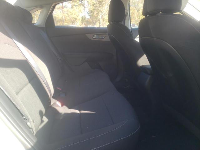 Photo 6 from auction – 2021 KIA FORTE FE with VIN 3KPF24AD4ME333635