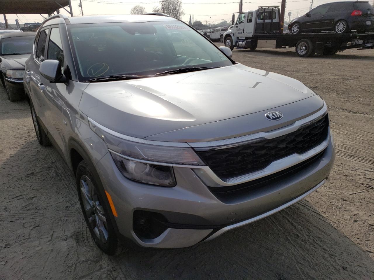 KIA SELTOS S 2021 with VIN KNDEUCAA7M7167519 - Photo from auction