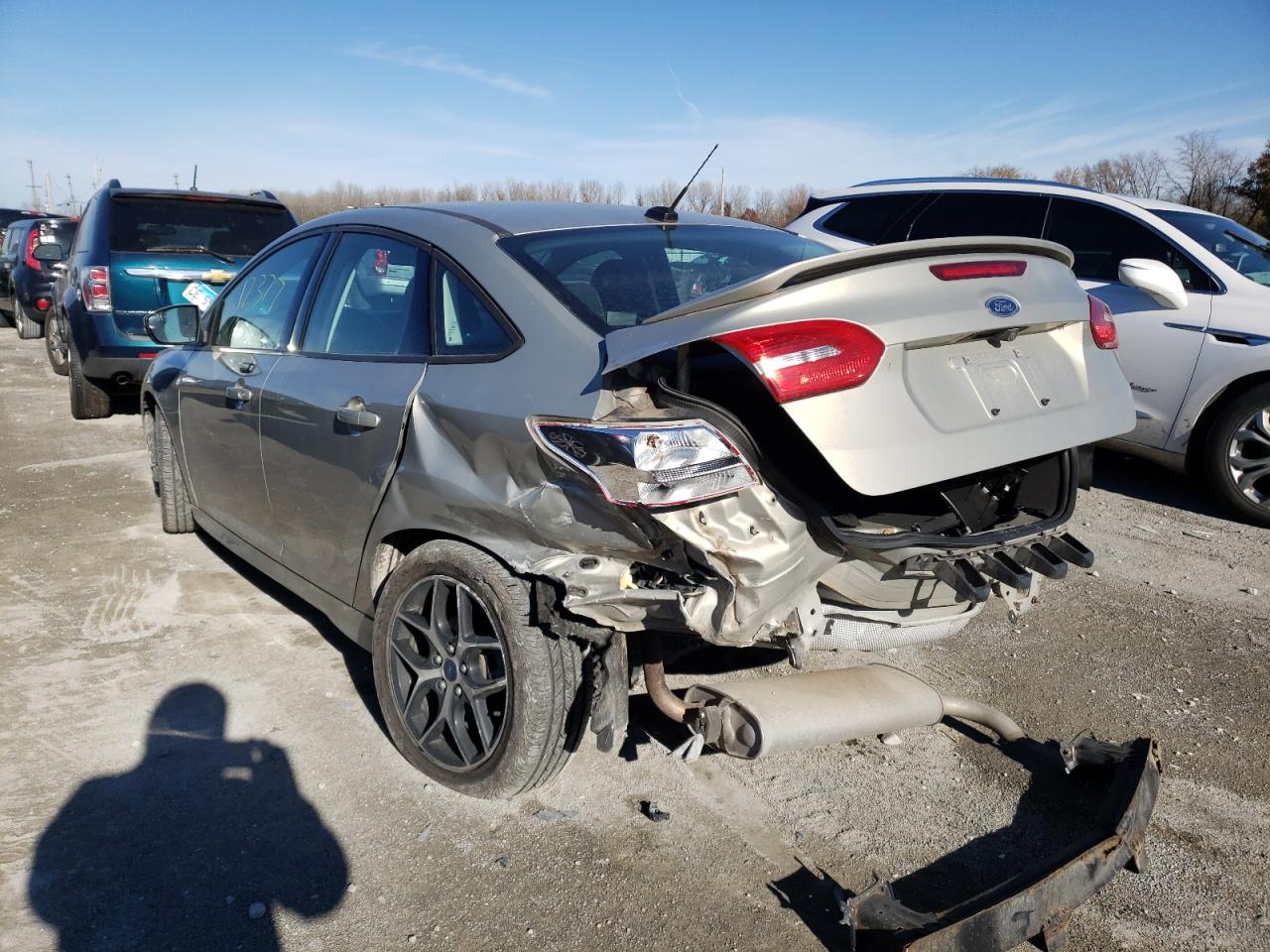 Photo 3 from auction – 2016 FORD FOCUS SE with VIN 1FADP3F23GL310441