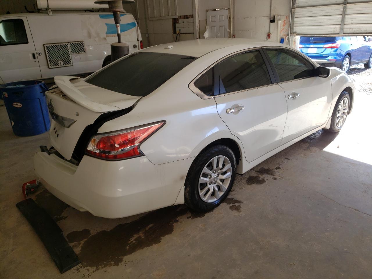 Photo 4 from auction – 2015 NISSAN ALTIMA 2.5 with VIN 1N4AL3APXFC166743