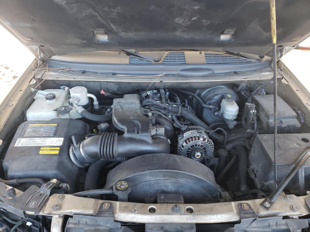 Photo 7 from auction – 2004 BUICK RAINIER CX with VIN 5GAET13P142364922
