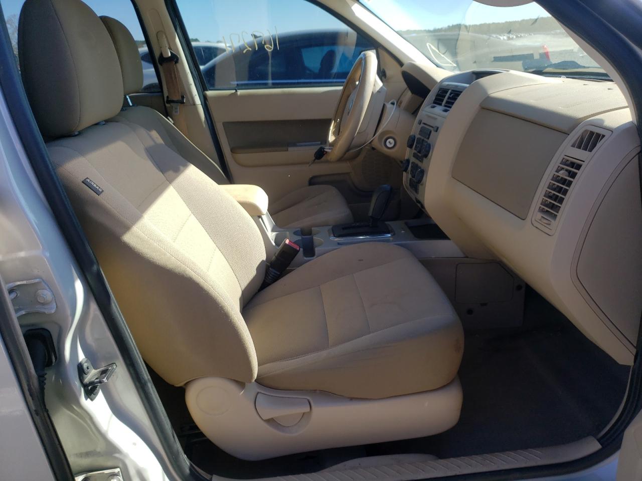 Photo 5 from auction – 2009 FORD ESCAPE XLT with VIN 1FMCU03759KC97368