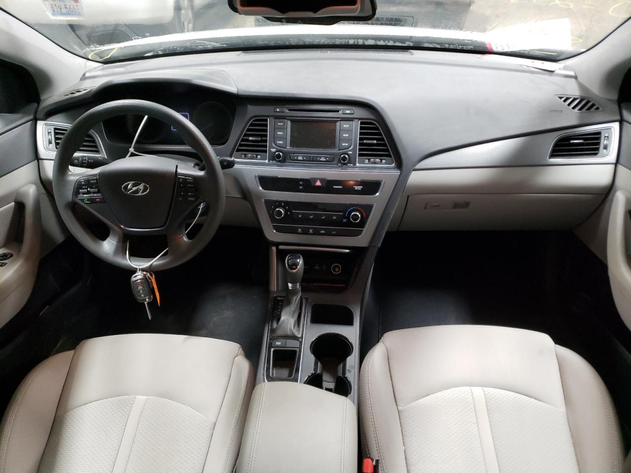 Photo 9 from auction – 2015 HYUNDAI SONATA SE with VIN 5NPE24AF6FH206476