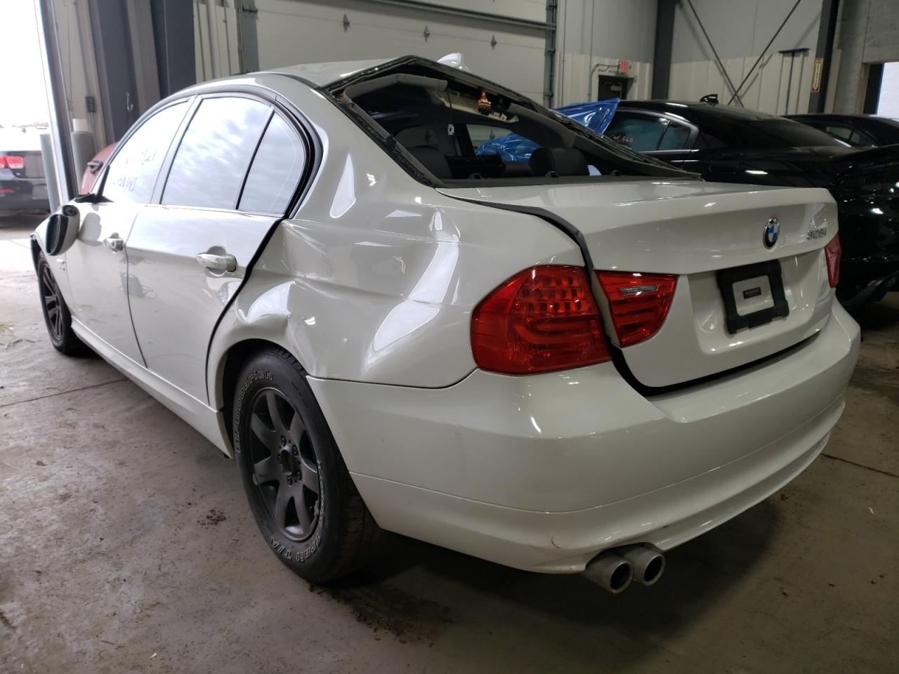 Photo 3 from auction – 2011 BMW 328 XI SUL with VIN WBAPK5C59BF125301
