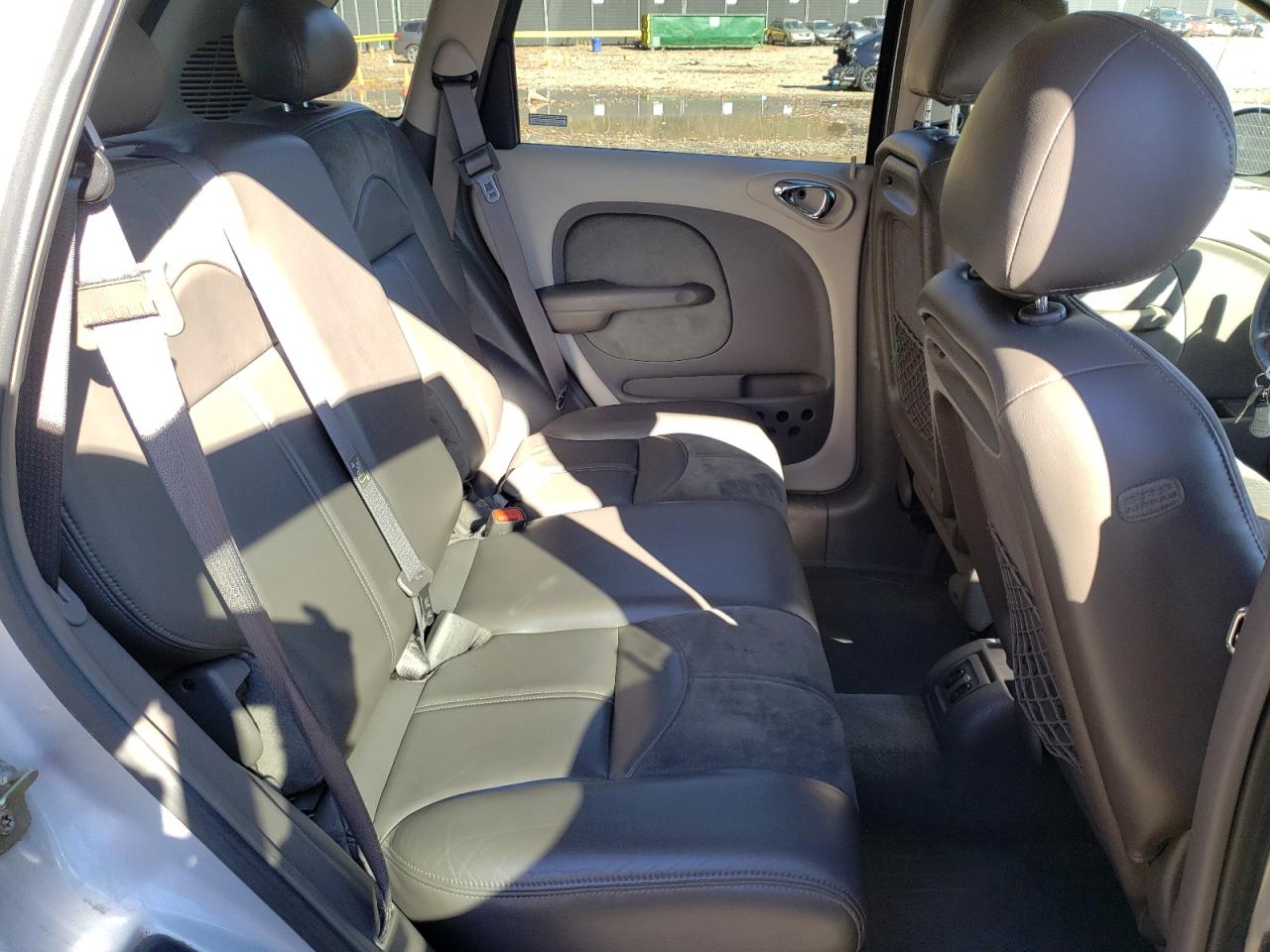 Photo 6 from auction – 2001 CHRYSLER PT CRUISER with VIN 3C8FY4BB11T320634