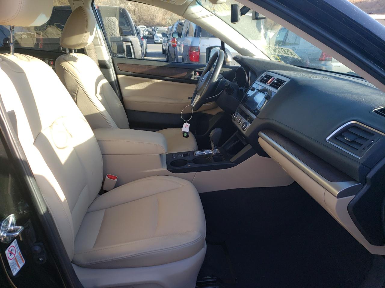Photo 5 from auction – 2017 SUBARU OUTBACK 3. with VIN 4S4BSENC0H3227150