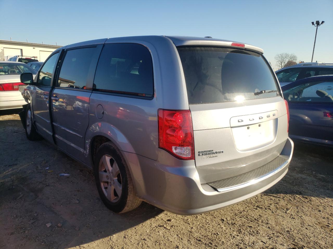 Photo 3 from auction – 2015 DODGE GRAND CARA with VIN 2C4RDGBG6FR523326