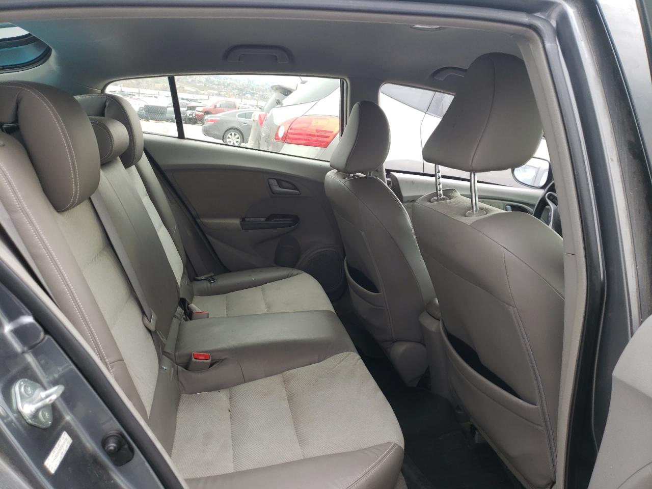 Photo 6 from auction – 2013 HONDA INSIGHT with VIN JHMZE2H7XDS006158