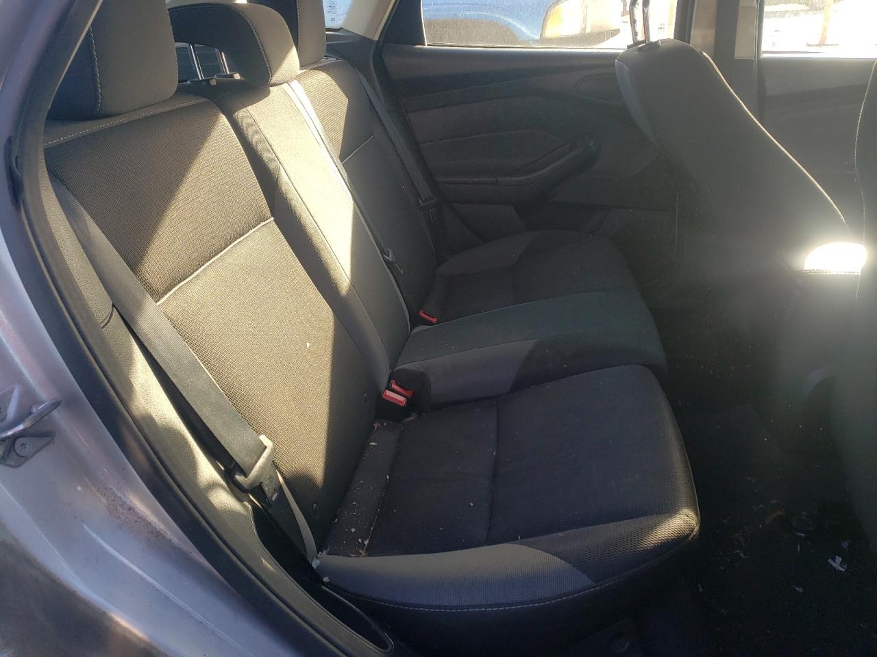 Photo 6 from auction – 2012 FORD FOCUS with VIN 1FAHP3K23CL311879