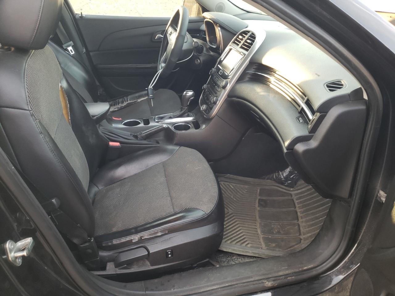 Photo 5 from auction – 2014 CHEVROLET MALIBU 1LT with VIN 1G11C5SL6EF240473