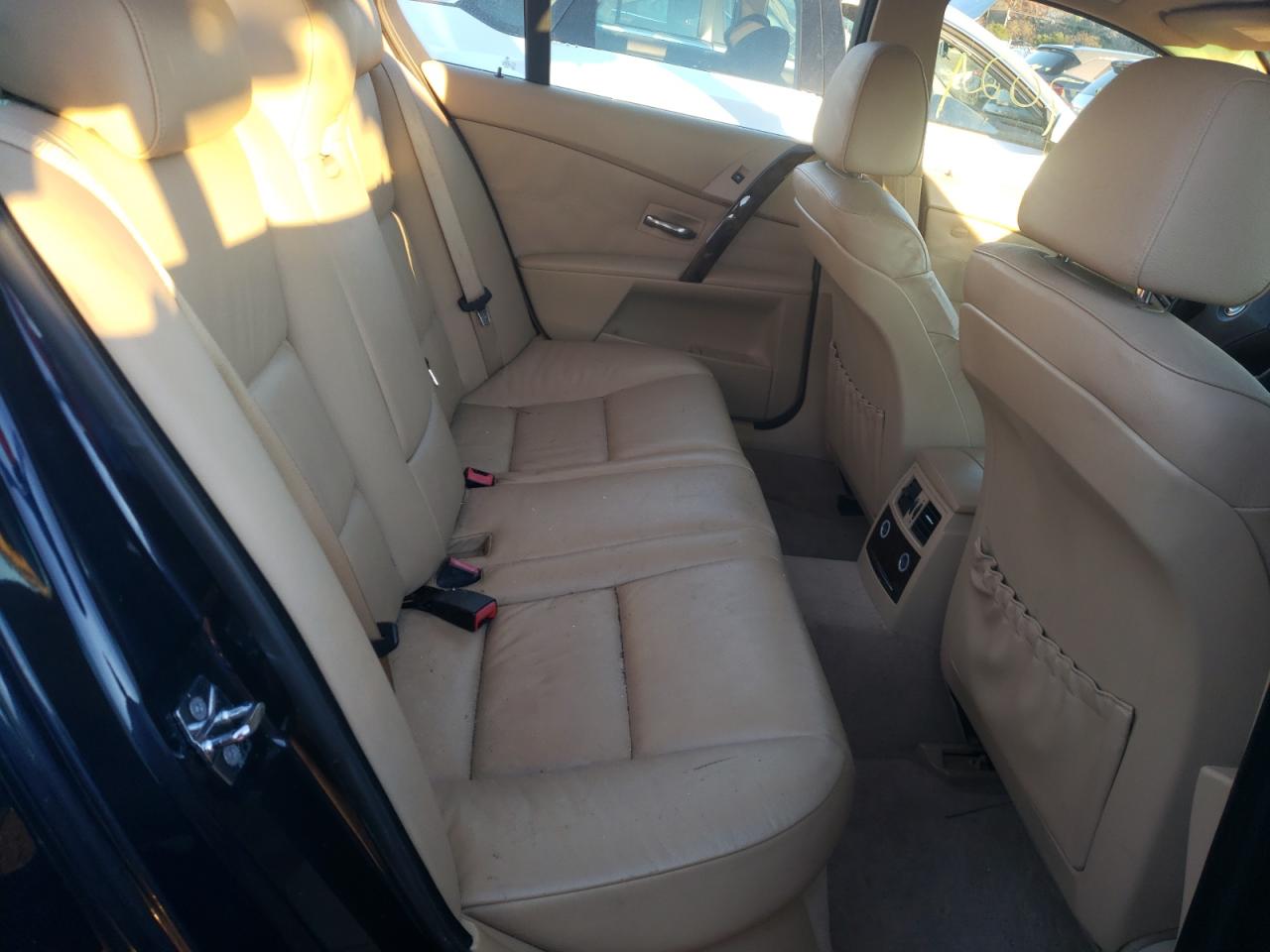 Photo 6 from auction – 2006 BMW 525 XI with VIN WBANF33566CS34967