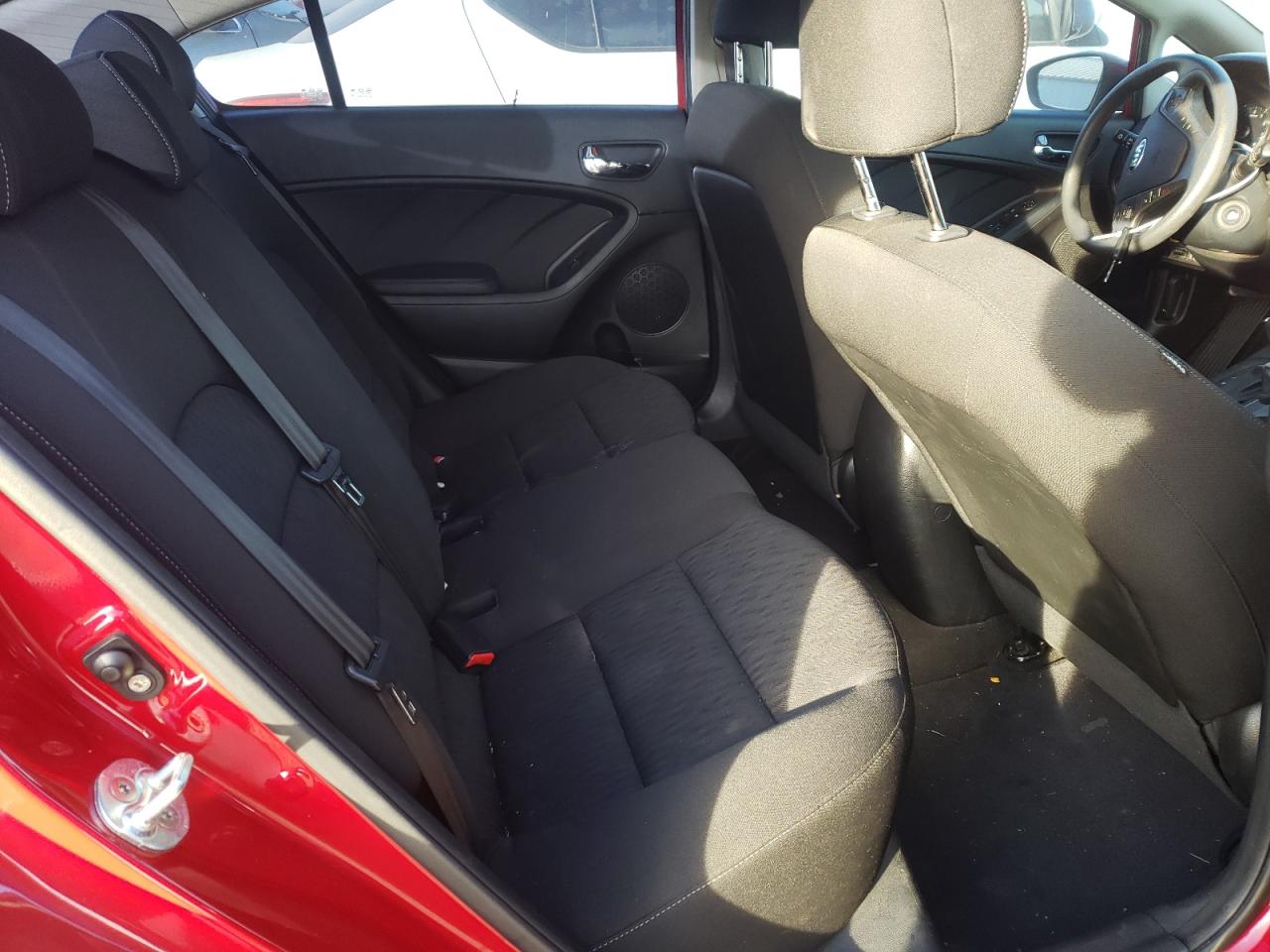 Photo 6 from auction – 2016 KIA FORTE LX with VIN KNAFK4A67G5607506