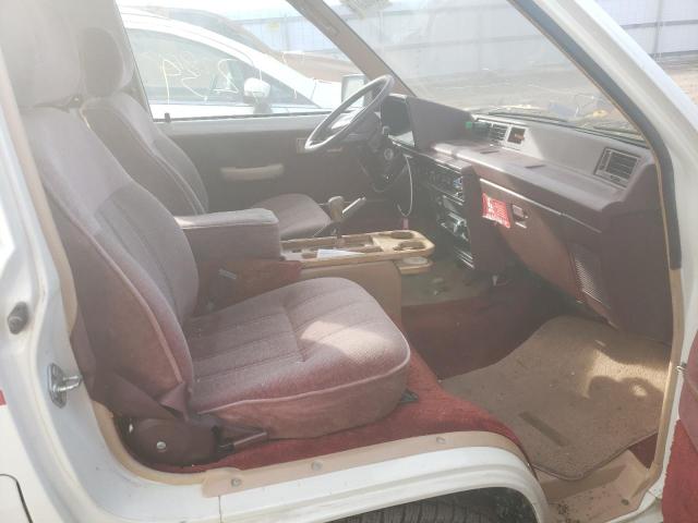 Photo 5 from auction – 1984 TOYOTA VAN WAGON with VIN JT4YR27V4E0007708