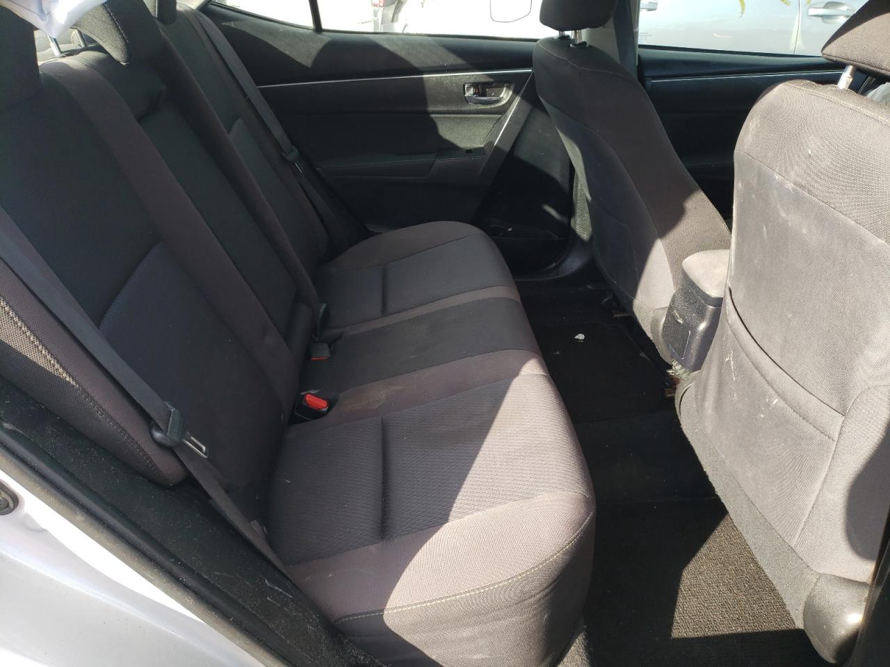 Photo 6 from auction – 2017 TOYOTA COROLLA L with VIN 2T1BURHE4HC929594