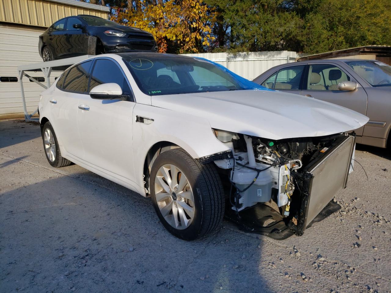 KIA OPTIMA EX 2016 with VIN 5XXGU4L35GG094059 - Photo from auction