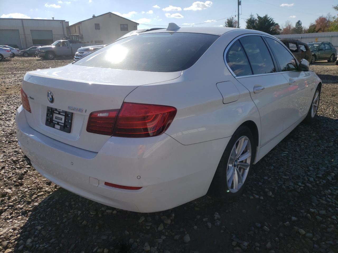 Photo 4 from auction – 2014 BMW 528 XI with VIN WBA5A7C54ED612850