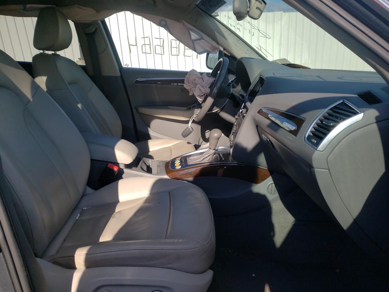 Photo 5 from auction – 2012 AUDI Q5 PREMIUM with VIN WA1LFAFP5CA135893