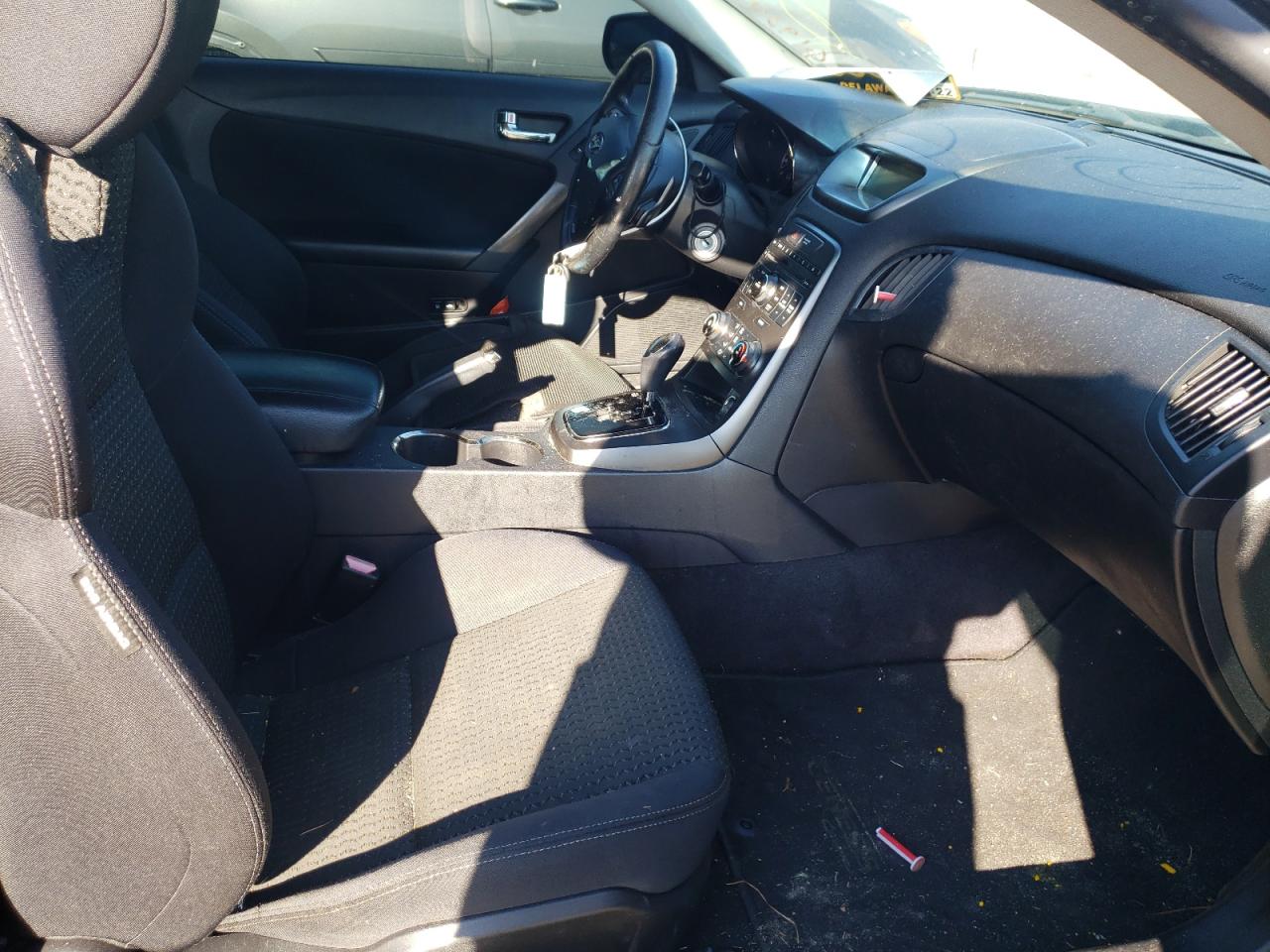 Photo 5 from auction – 2012 HYUNDAI GENESIS CO with VIN KMHHT6KD4CU079310