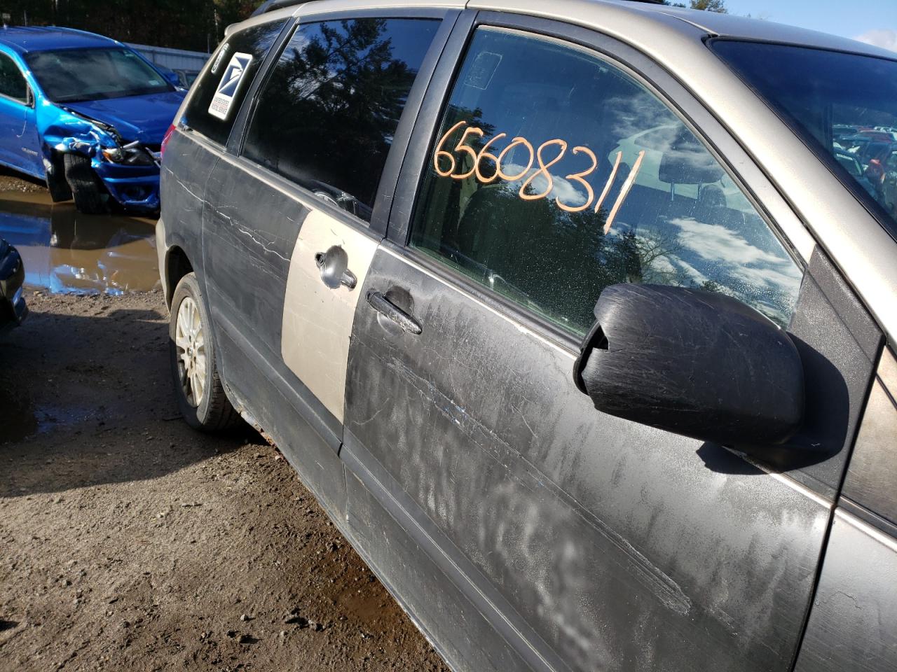 Photo 9 from auction – 2008 TOYOTA SIENNA with VIN 5TDBK23C78S021103